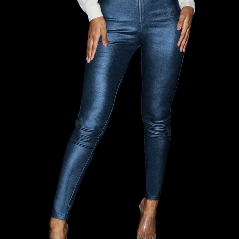Blue Chrome dressy or casual leggings. Size large